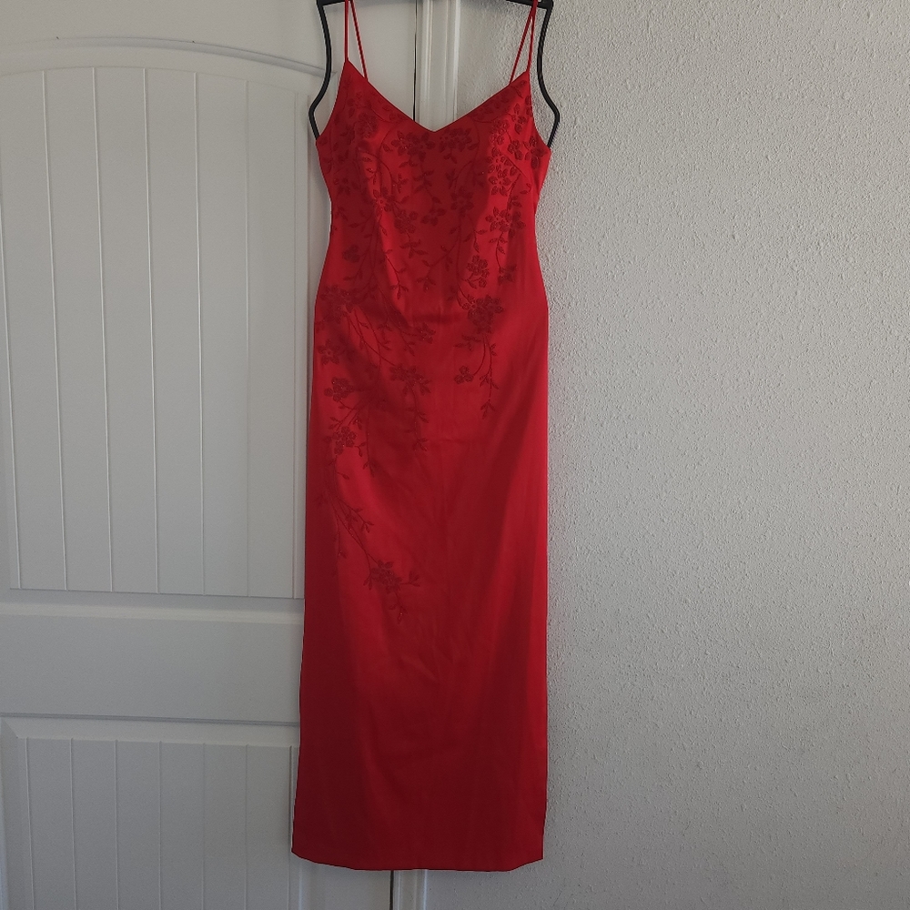 Windsor Satin Rhinestone Lace Red Prom Dress Size 7 Juniors - Picture 3 of 10